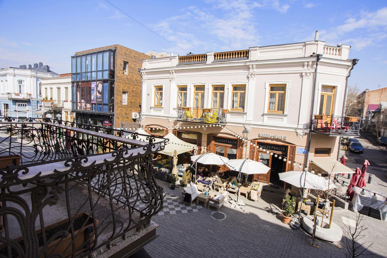 Charming 2Br Apartment In Old Tbilisi - By Wehost Bagian luar foto