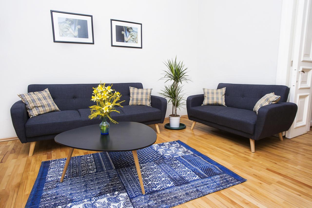 Charming 2Br Apartment In Old Tbilisi - By Wehost Bagian luar foto